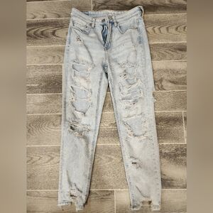 American Eagle distressed jeans
